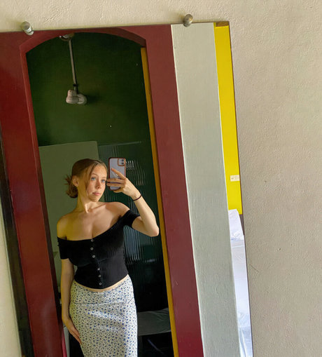 Emily Kyte model nice archive