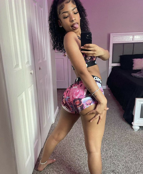 _daisy andrews_ top star image