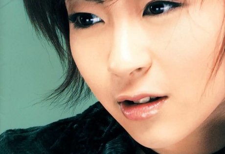 Utada Hikaru sexy star picture