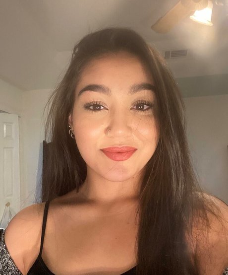 Roxanne Perez Profile pic