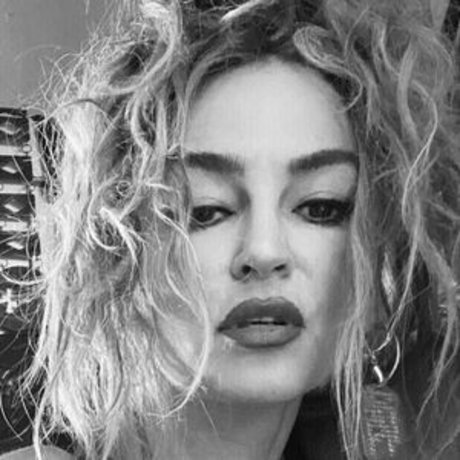 Drea DeMatteo pretty pornstar image