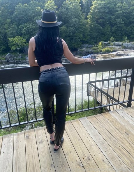 queenofthedollhouse pornstar best photos