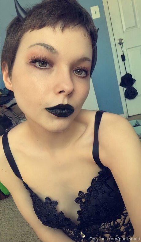 punksmutt star hot img