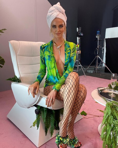 Chiara Ferragni high quality model pic