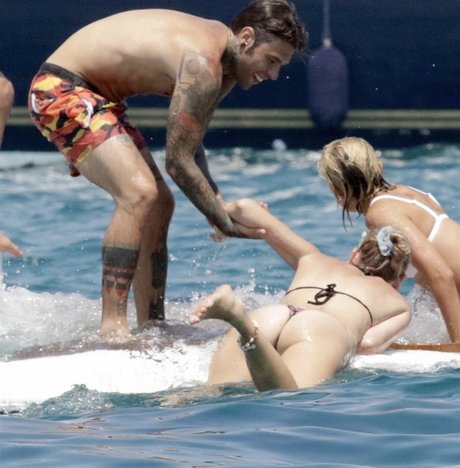 Chiara Ferragni star naked photos