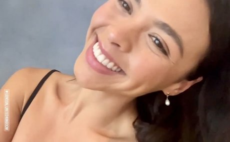 Vanessa Bauer best star photos