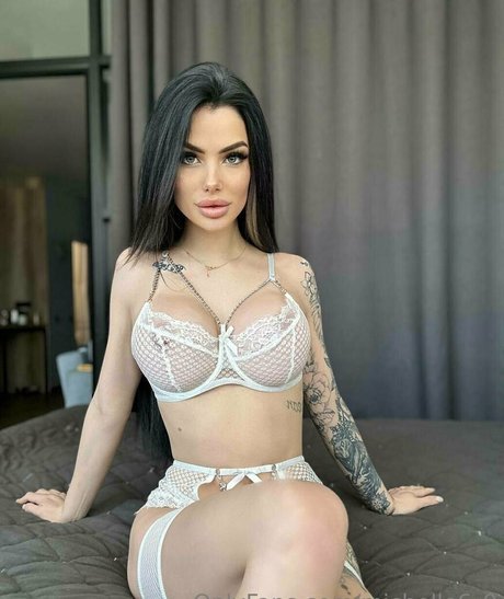 Sexy michelleee xxx pornstar image