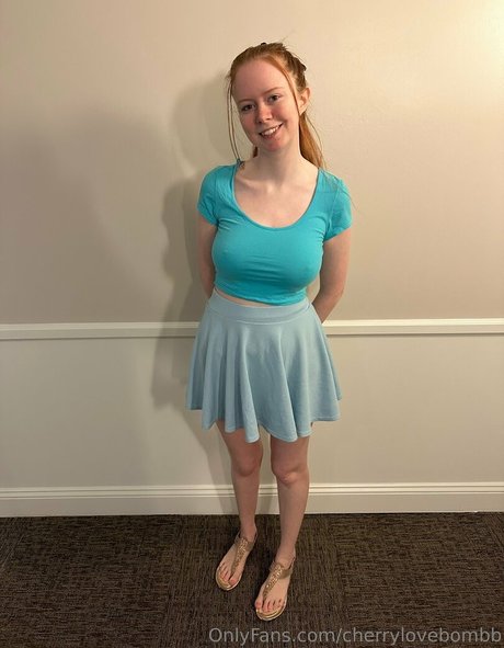 Cherrylovebombb naked actress pictures