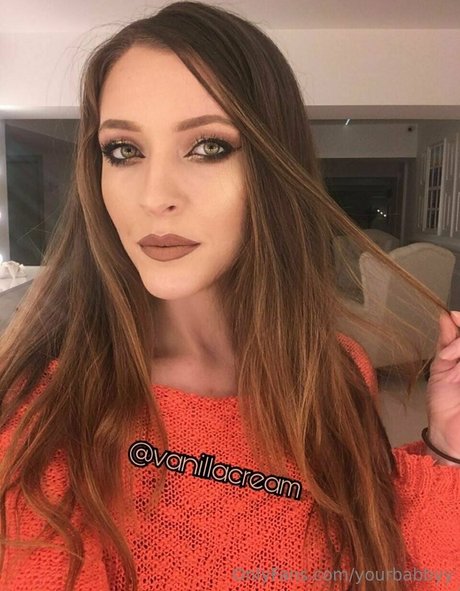 yourbabbyy pornstar nude images