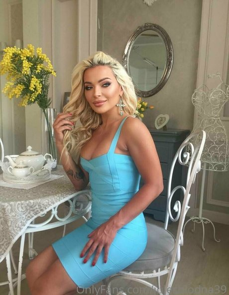 Julesblodna39 model art pictures