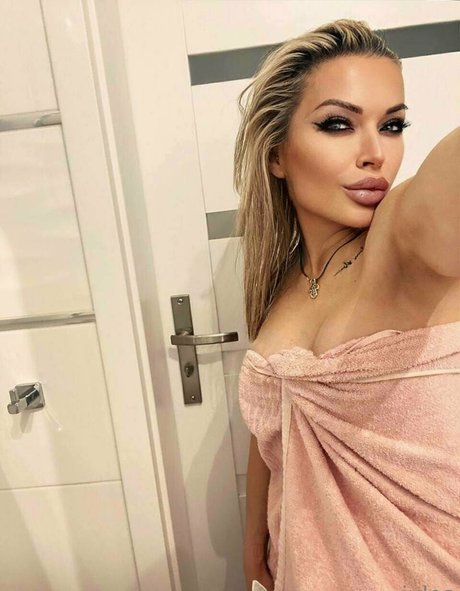 Julesblodna39 pornstar sexy picture