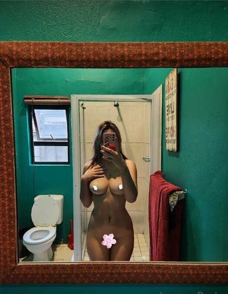 Lemonpartii jpg pretty actress picture