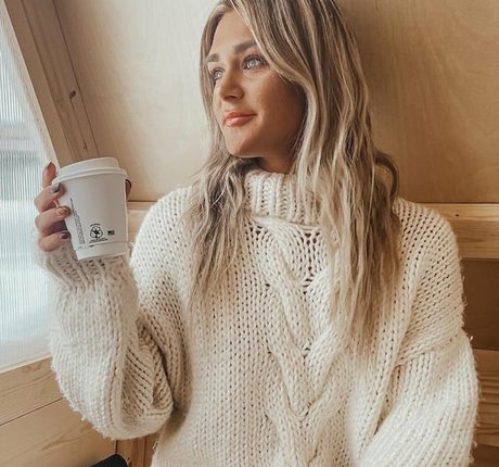 Youngfreelost star hot pic