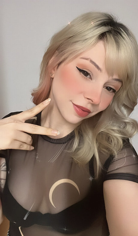 Ammyzitta nice pornstar image