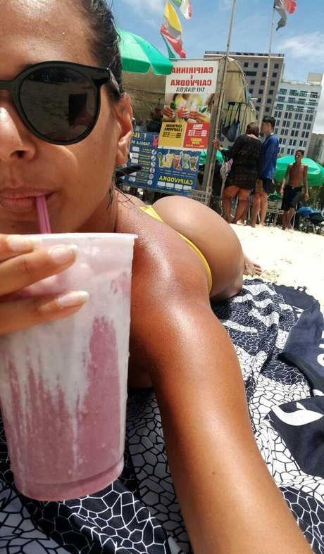 Caiala Tavares model nudes pictures