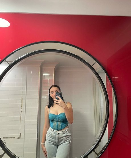 hayleypeckover pornstar hot pic