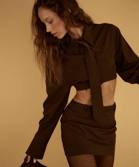 Olivia Mathers porn model galleries