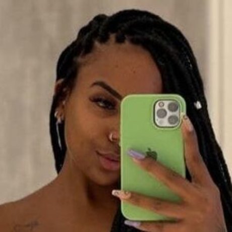 Flaviane Vasconcelos hd actress images