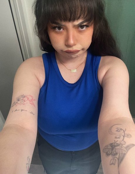 Jazziiraw model erotic gallery