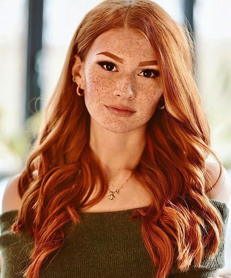 Larissa Opitz model perfect galleries