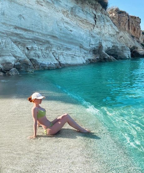 Larissa Opitz naked pornstar pic