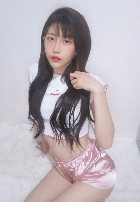 Xgina hot actress pictures