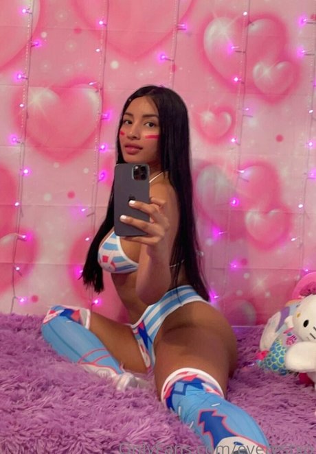 everestxo perfect actress photo