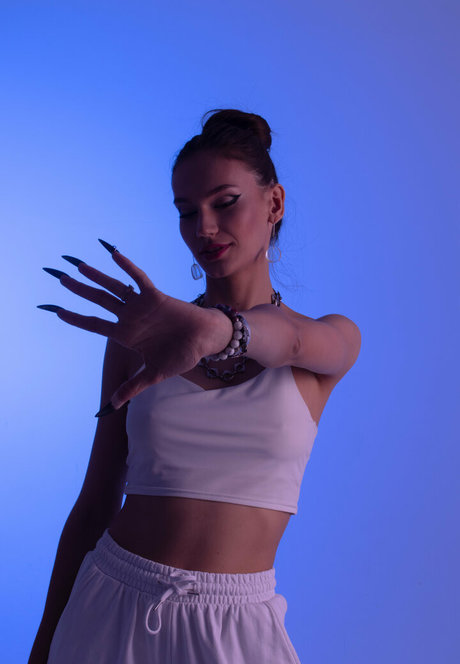 karamelka kat nude model images