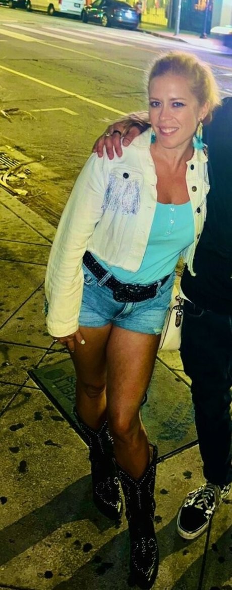 Chrissie Mayr model perfect image