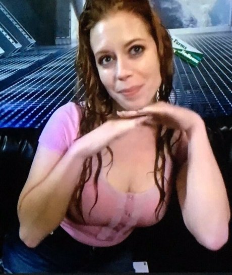 Chrissie Mayr star hot img