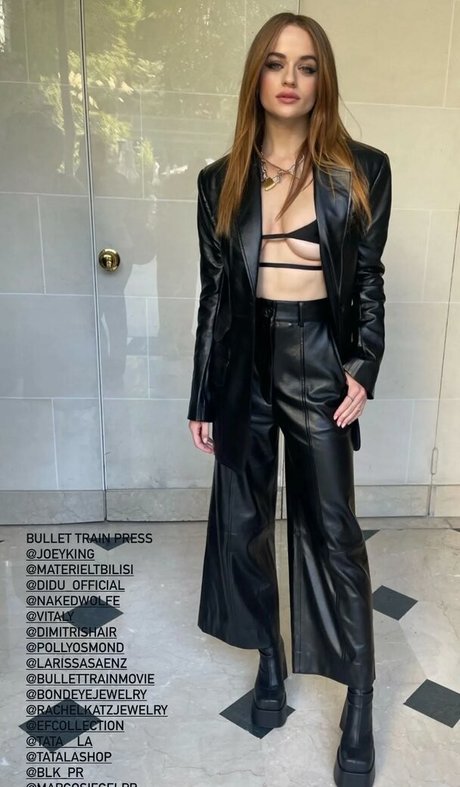 Joey King adult model pics