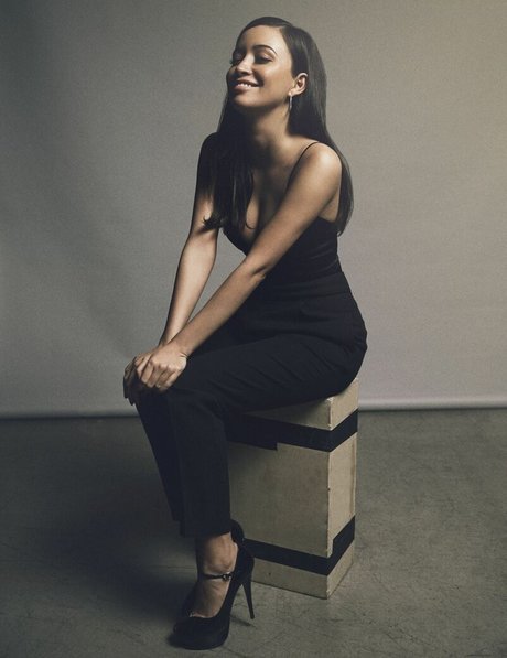 Christian Serratos model beautiful pic