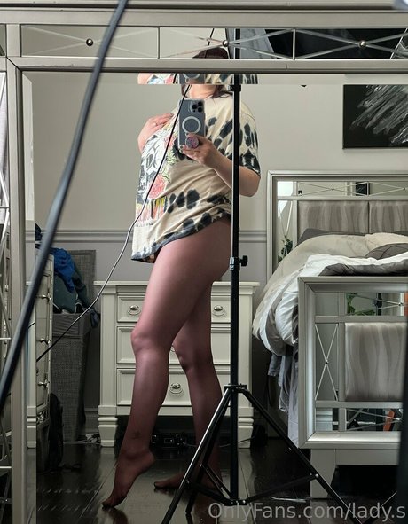 lady s model pretty img