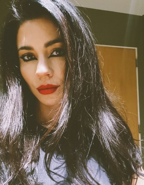 Marina Diamandis model hot pic