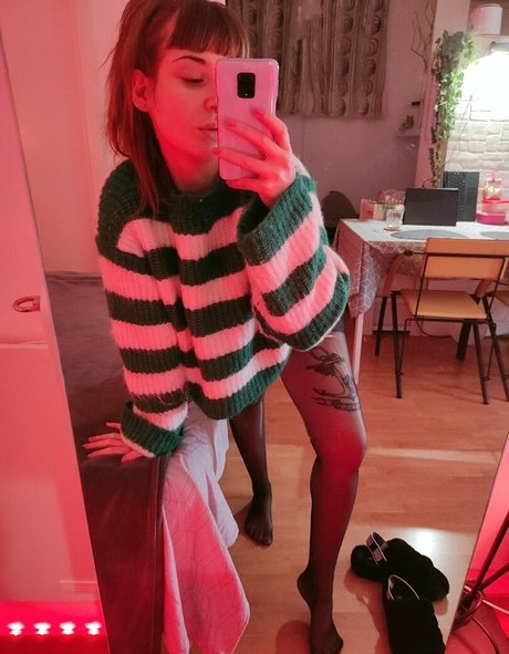 erisfeet freemium adult actress photos