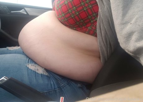 feedistdani actress photos