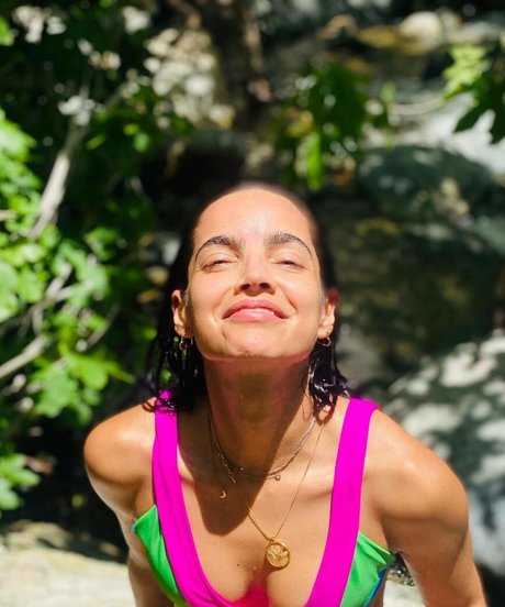 Maria Gabriela De Faria art star images