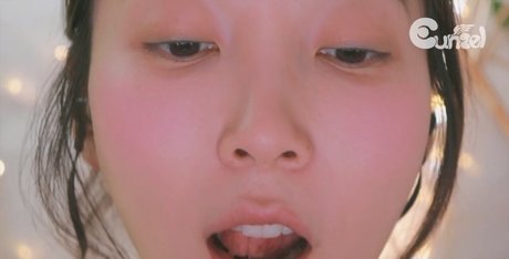 Eunzel ASMR nudes star img