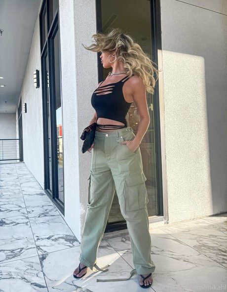 mikahl beautiful pornstar photo