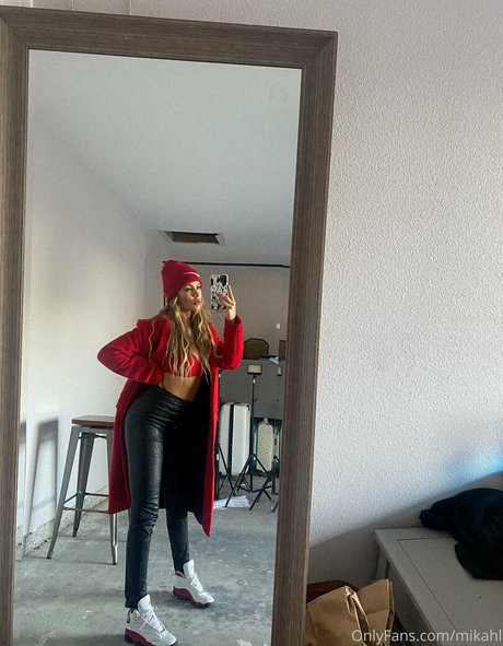 mikahl star best pics