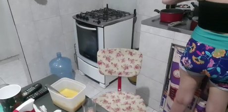 BellaPlays model xxx photos