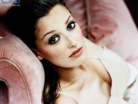 Alexandra Maria Lara model hot picture
