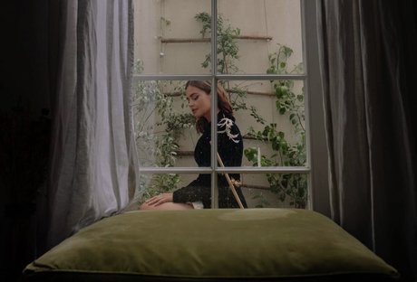 Jenna Louise Coleman model best pics