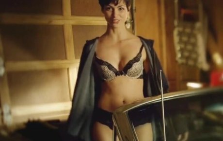 Morena Baccarin sex star galleries