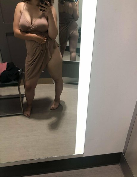 Allie Rivers star top pic