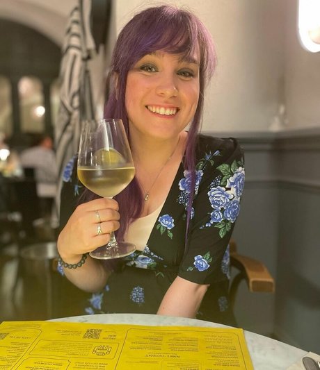 Ellen Rose hd actress gallery