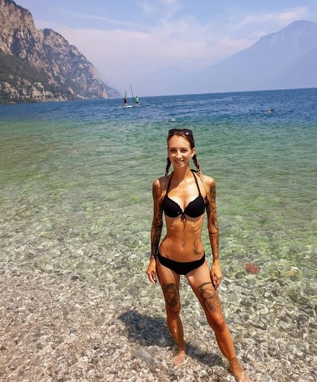 Lechl Sisters free actress picture