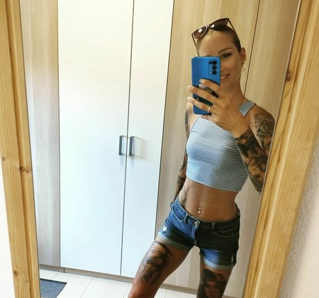 Lechl Sisters model nude galleries