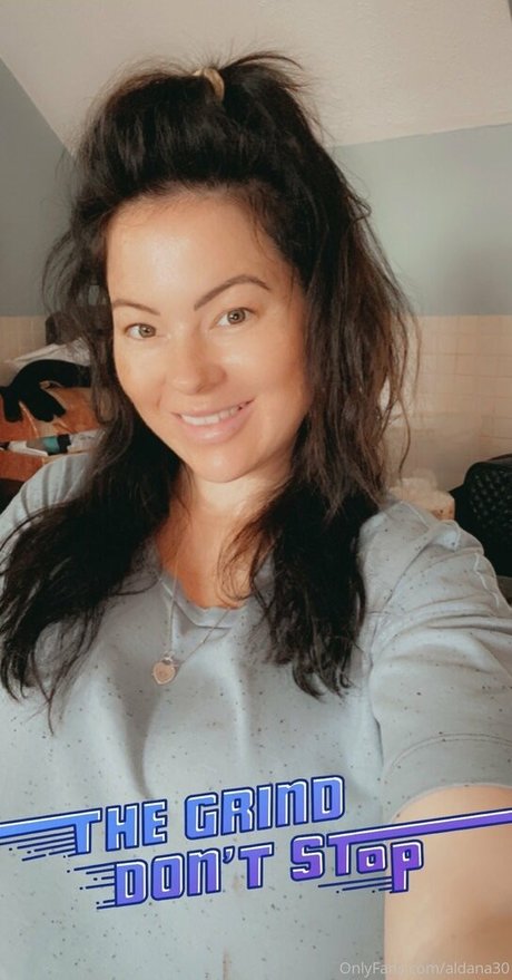aldana30 adult actress pics