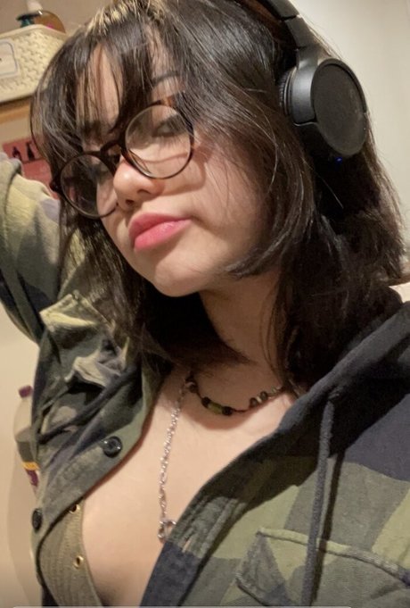 Jazzy Rosie nudes actress photo